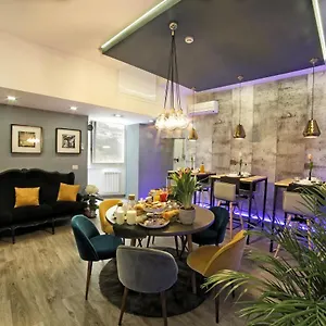  Frühstückspension Bourbon House Italien